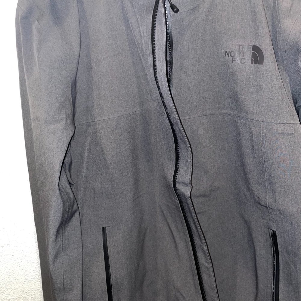 (New With Tags) The North Face Soft Shell Hoody Jacket, Size Small